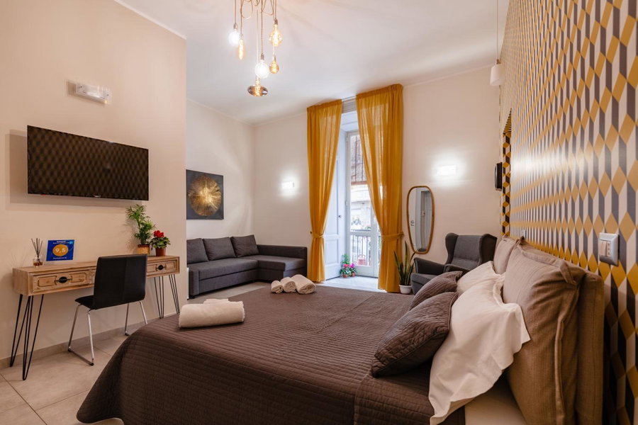 Monteoliveto 33, Naples, Italy