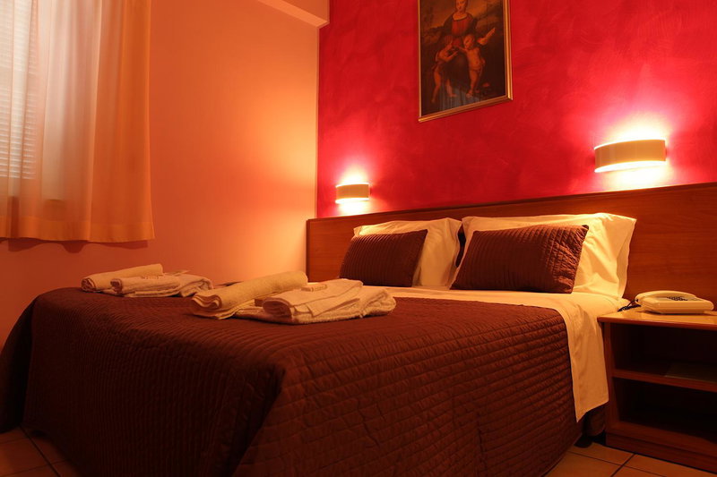 Hotel Pellegrino E Pace, Loreto, Italy
