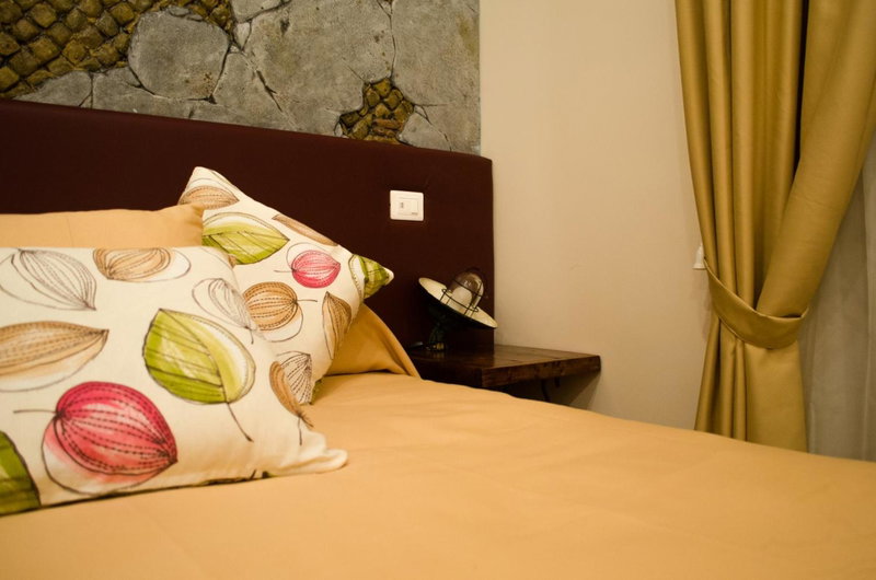 B&B Sosta Flegrea, Naples, Italy