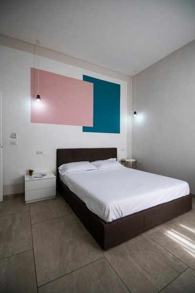 La Chambre, Naples, Italy