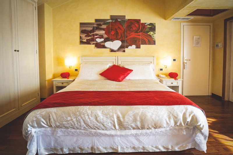 Hotel Posta, Cecina, Italy