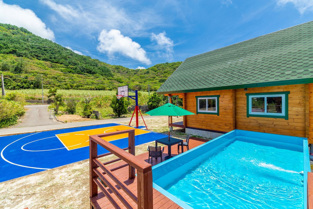Hotel · reginaishigakilogterior1, Ishigaki