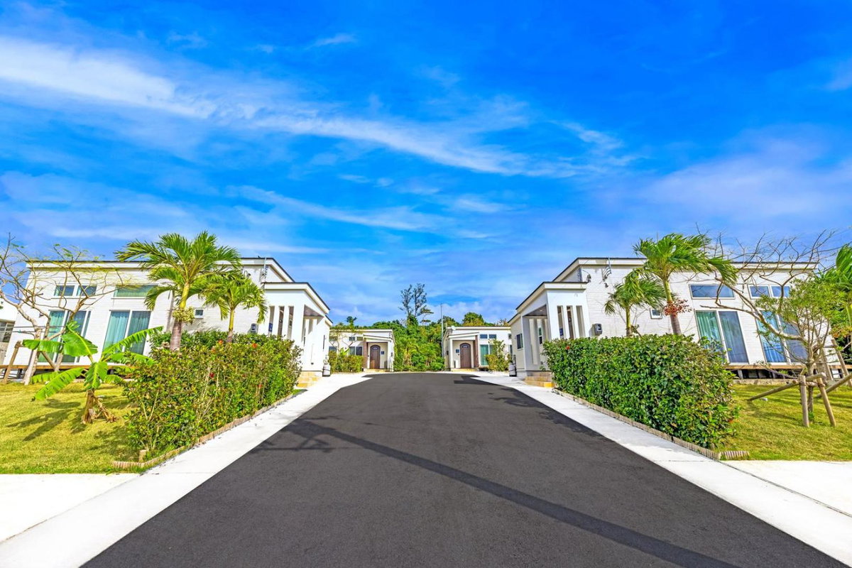 Hotel · BEVERLY HILLS VILLA Miyakojima Resort, Miyako Island
