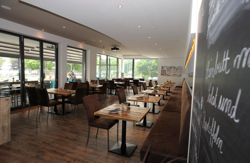 ACQUA Strande Yachthotel & Restaurant, Strande, Germany