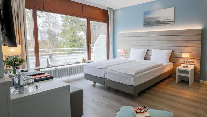 ACQUA Strande Yachthotel & Restaurant, Strande, Germany