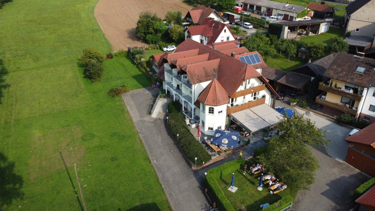 Hotel · Hotel Saaletalstuben, Gräfendorf