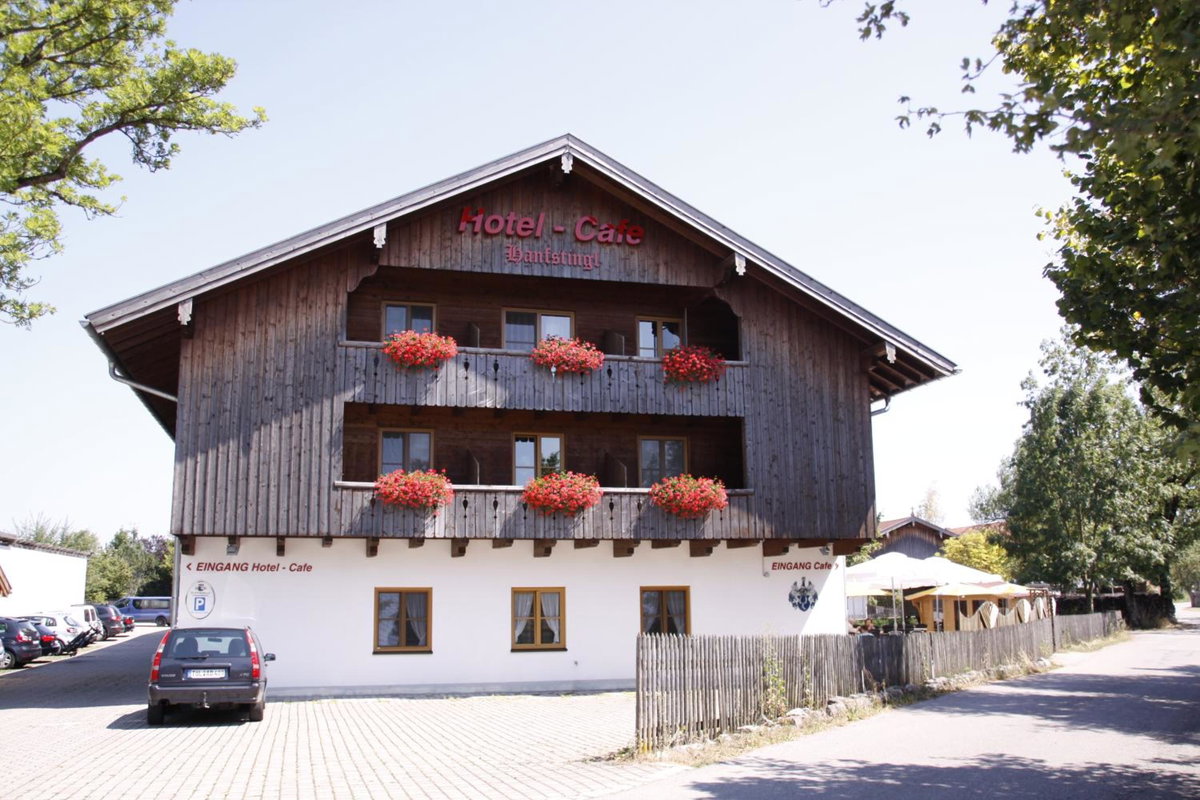 Hotel · Hotel-Cafe Hanfstingl, Egling