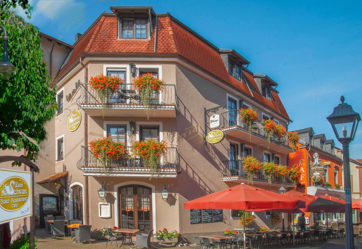 Hotel · Hotel Restaurant Zum Schwan, Mettlach