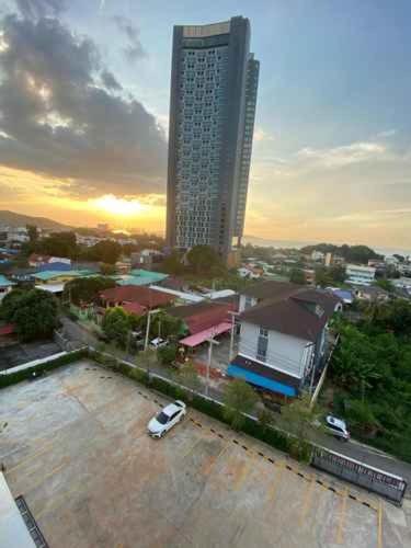 Hotel · Horsehill Hotel Sriracha, Si Racha