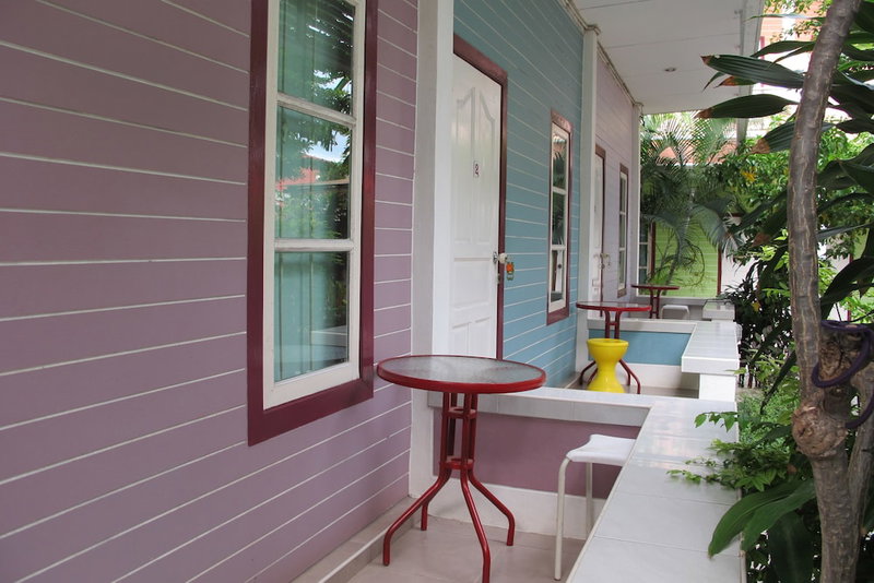 Adrian View Resort, Ko Sichang, Thailand