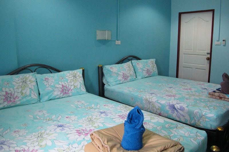 Adrian View Resort, Ko Sichang, Thailand