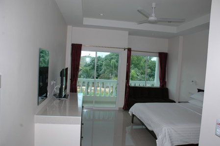 East Shore Pattaya Resort, Nong Prue, Thailand