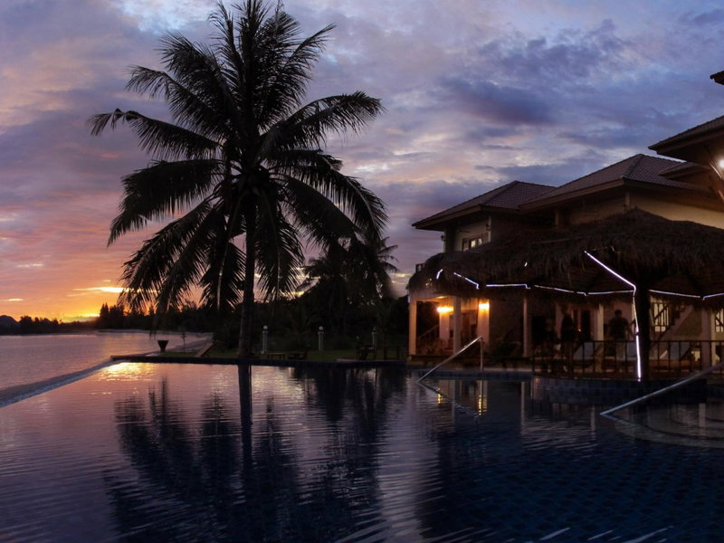 Sara Beachfront Boutique Resort, Pathiu, Thailand