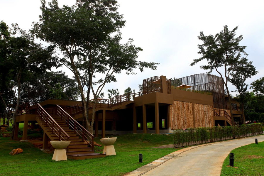 Mountain Creek Golf Resort & Residences, Si Khio, Thailand