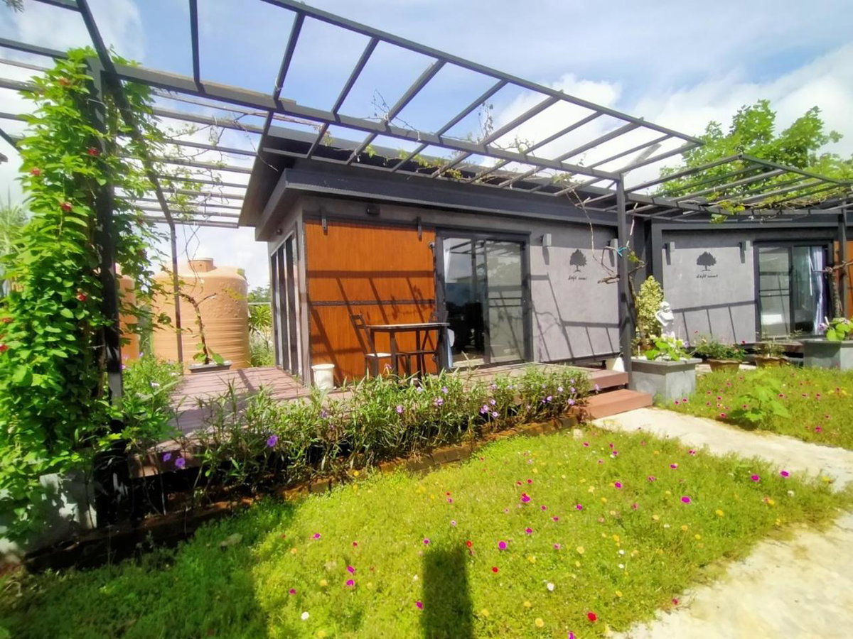 Uthaithani Resort, Thailand