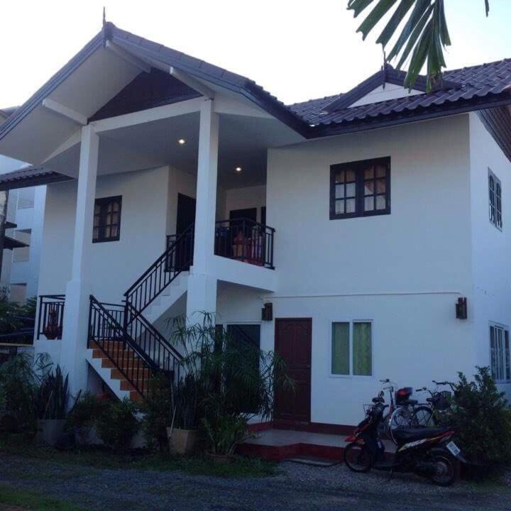 Kitti Rose Home, Thailand