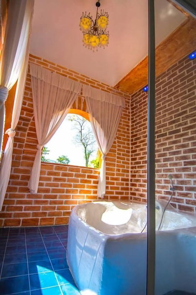 Khun Khao Tamnan Prai Resort, Ratchaburi, Thailand