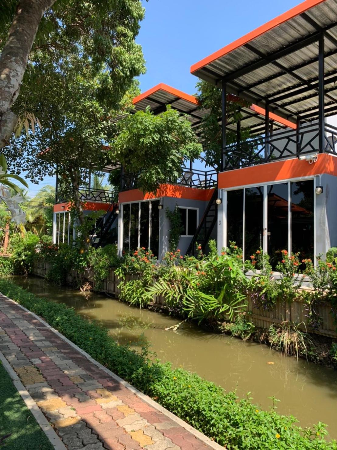 Hotel · Meephawa Resort, Amphawa