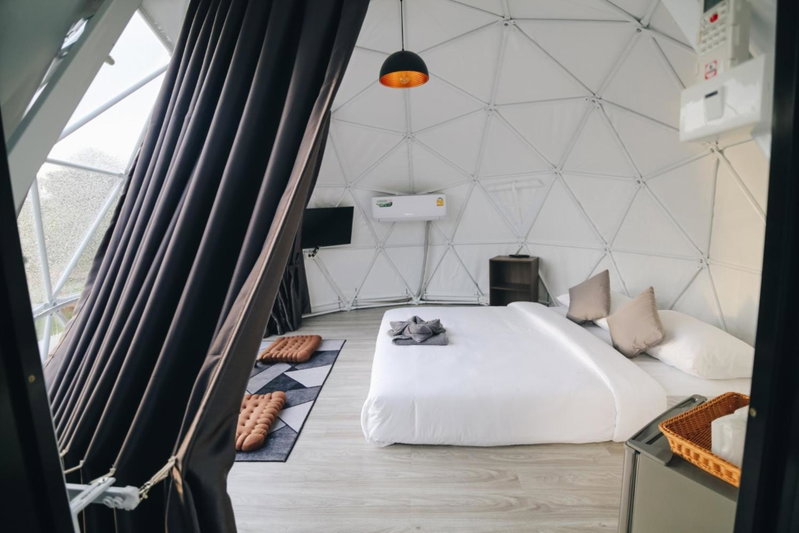 Lung Bun Camp Dome Tent, Ban Nong Rang Chang, Thailand