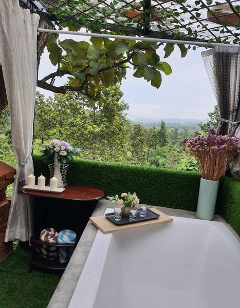 Baansuan Chomchun, Mae Taeng, Thailand