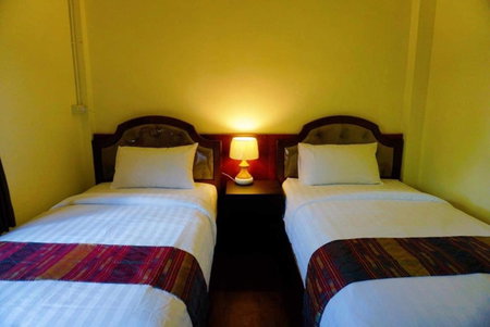 Punyin Hotel Inthanon -ปั้นหยิ่น โฮเทล, Chom Thong, Thailand