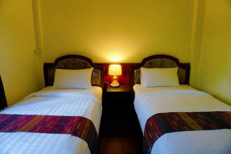 Punyin Hotel Inthanon -ปั้นหยิ่น โฮเทล, Chom Thong, Thailand