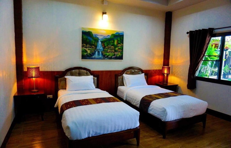Punyin Hotel Inthanon -ปั้นหยิ่น โฮเทล, Chom Thong, Thailand
