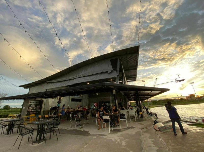 ESC Park Hotel, Pathum Thani, Thailand