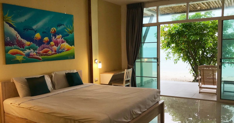 Koh Mook Riviera Beach Resort, Ko Mook, Thailand