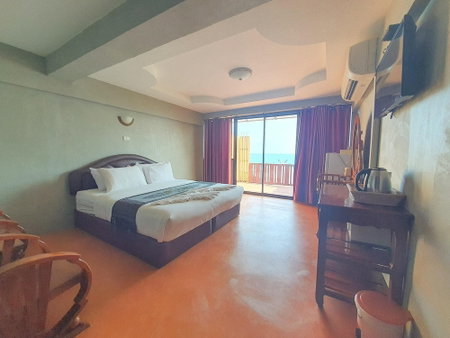 Jirawan Hotel, Rayong, Thailand