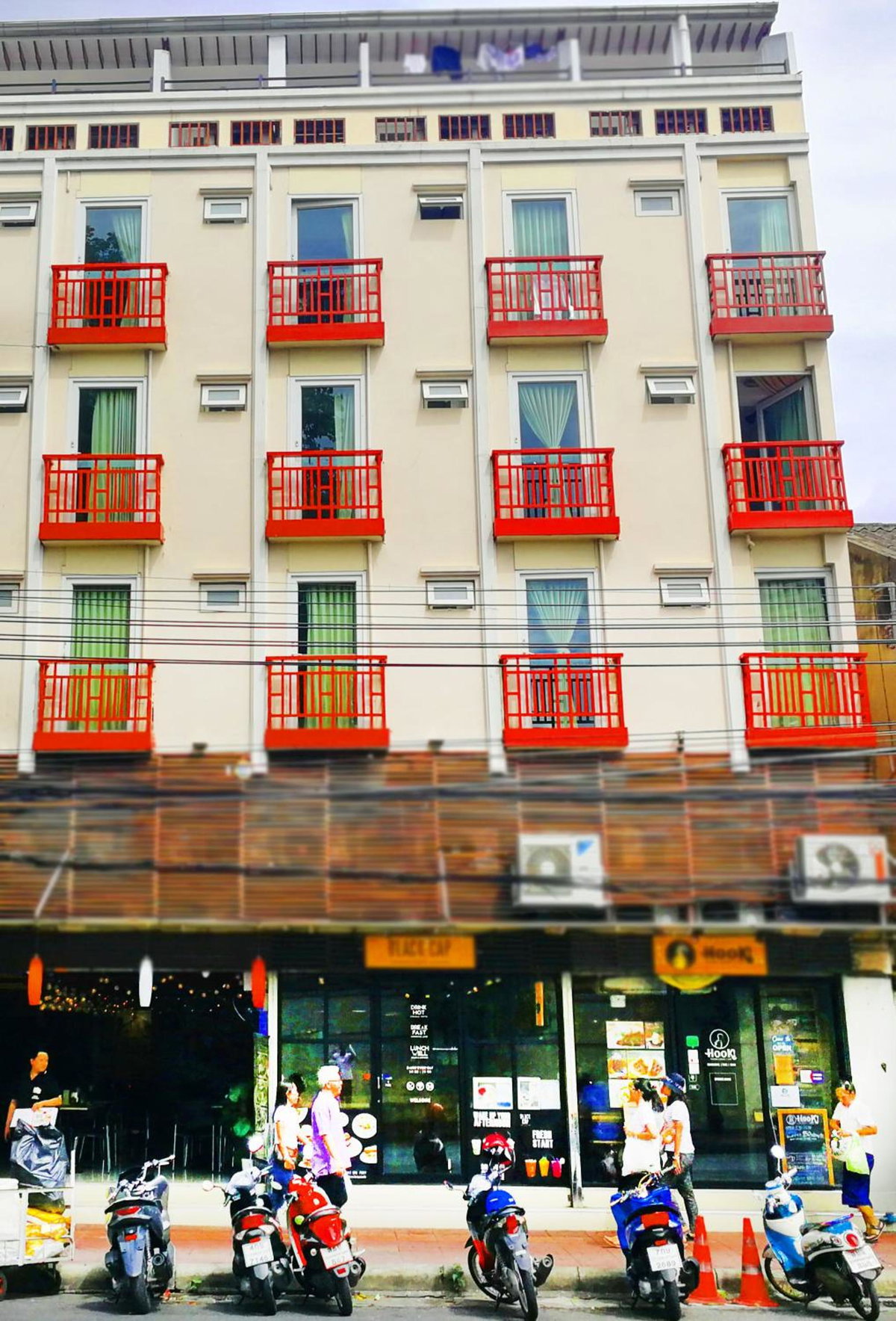 Casa Picasso Near Chabad House, Thailand