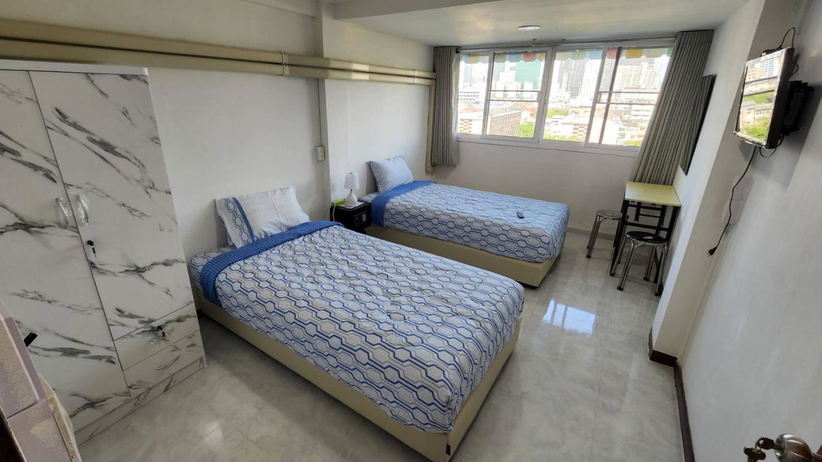 Apartment A4 Dindaeng, Thailand