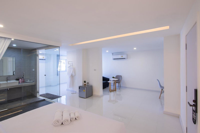 Thewhitehotel BY Charoensri - SHA Extra Plus, Udon Thani, Thailand