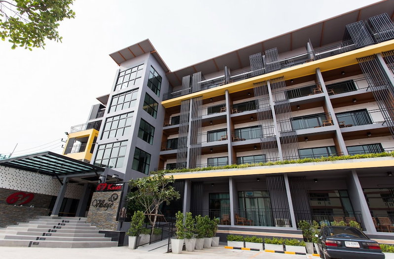 3 Kwan Village, Chonburi, Thailand
