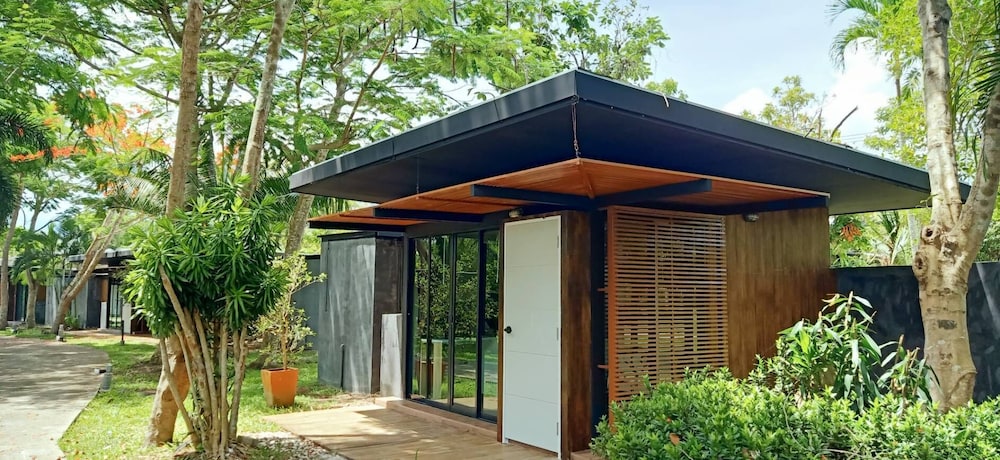 Greta Resort and Sport Club, Thailand