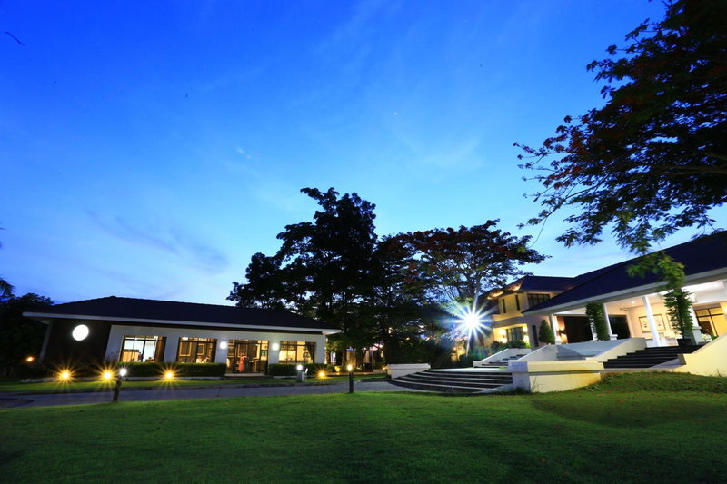 The Desiign Hotel - SHA, Si Maha Phot, Thailand