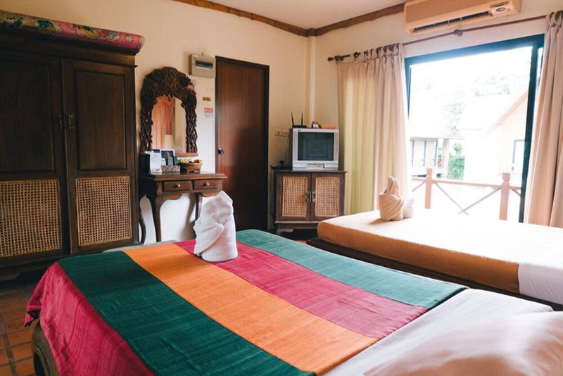 Saplaisuan Resort, U Thong, Thailand