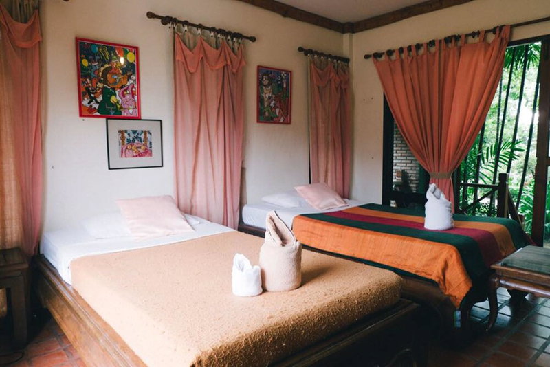 Saplaisuan Resort, U Thong, Thailand