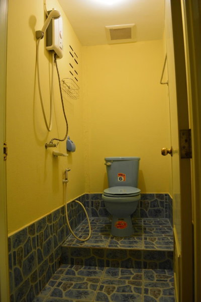 M&M Guesthouse, Ko Chang, Thailand