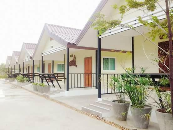 บ้านฟ้ารักตะวัน, Cha Am, Thailand