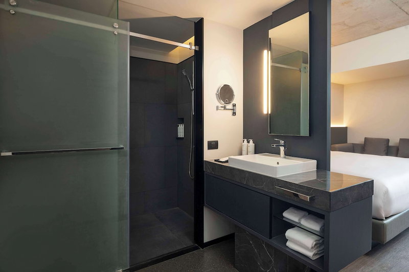 Radisson Hotel Don Mueang Bangkok, Bangkok, Thailand