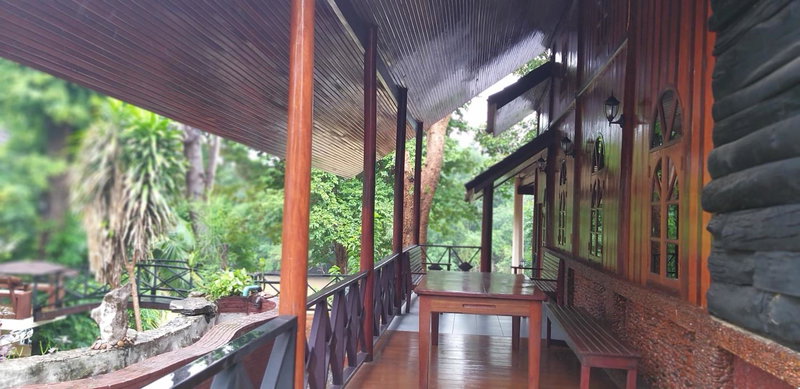Ratmanee House, Kanchanaburi, Thailand