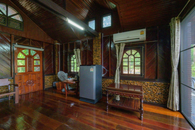 Ratmanee House, Kanchanaburi, Thailand