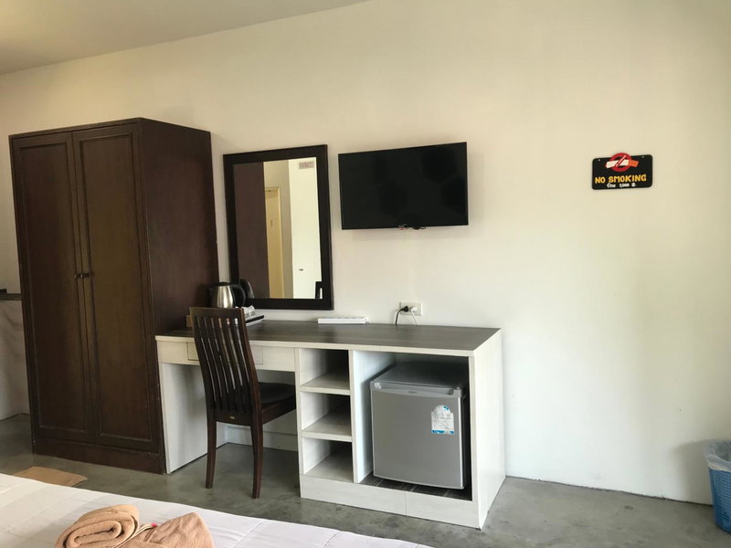 PP Midnight Hotel, Phi Phi Don, Thailand