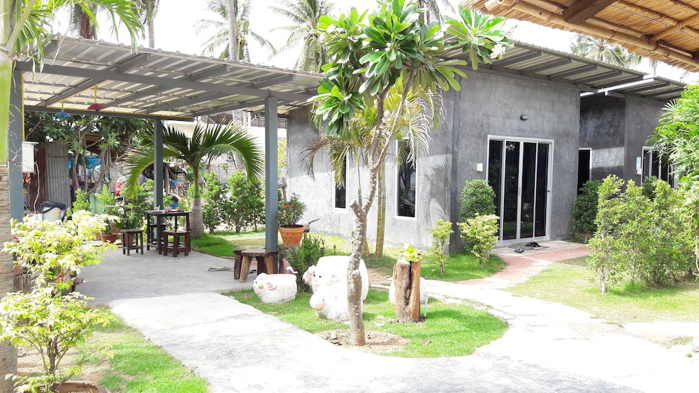 Baan Kiengtalay Samroiyod, Thailand