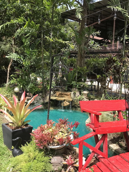 Baan Suan Rojjana, Muak Lek, Thailand