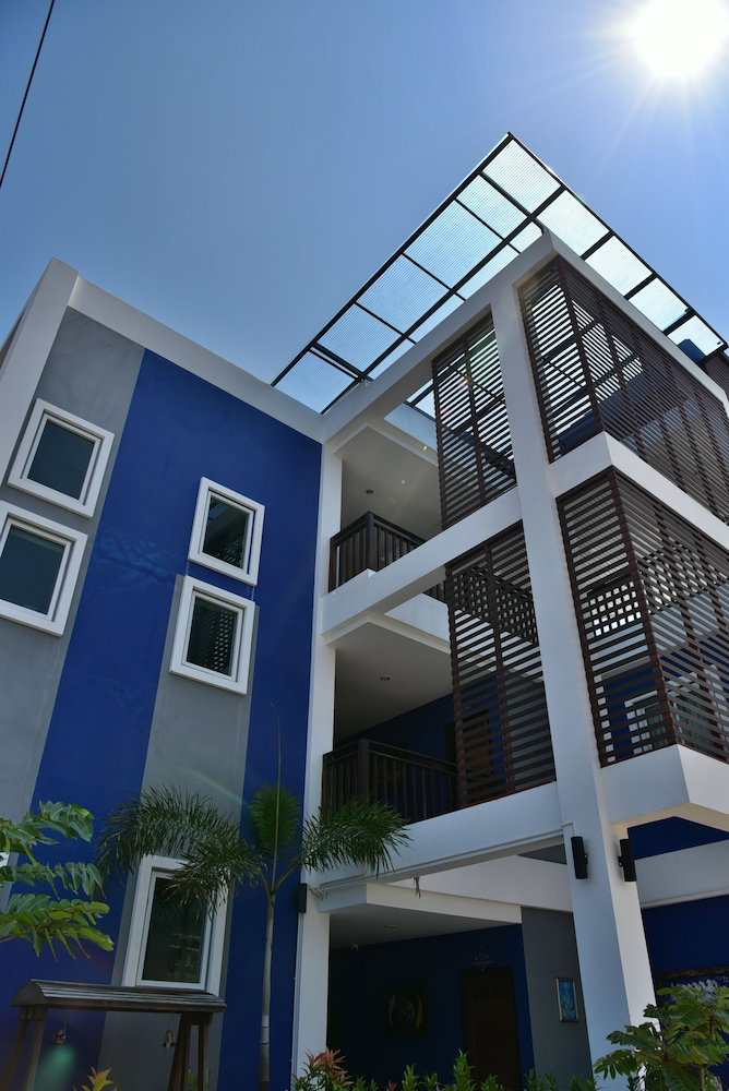 Hotel · Pran Crescent, Pranburi