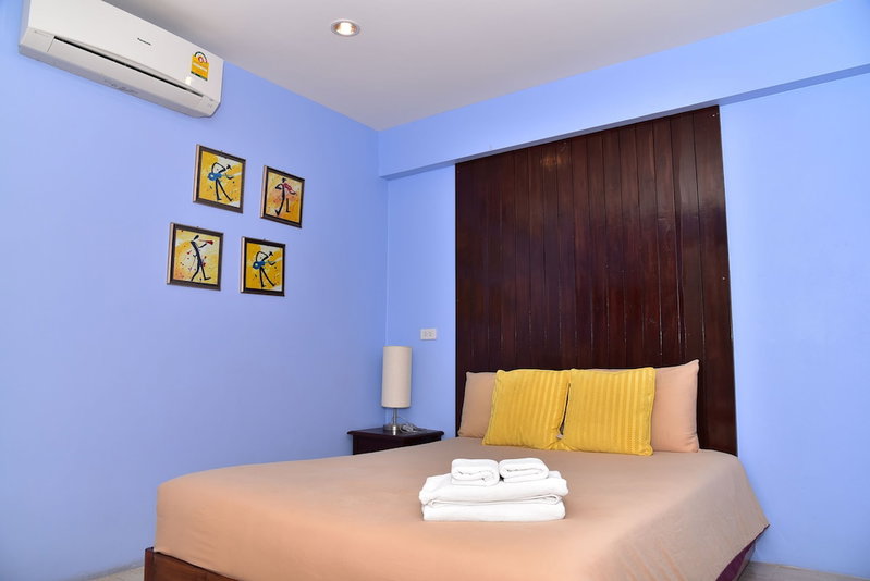 Pran Crescent, Pranburi, Thailand