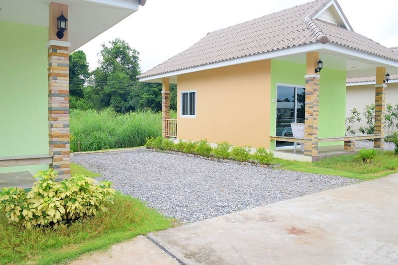 Khowbuysi View Resort, Tha Mai, Thailand