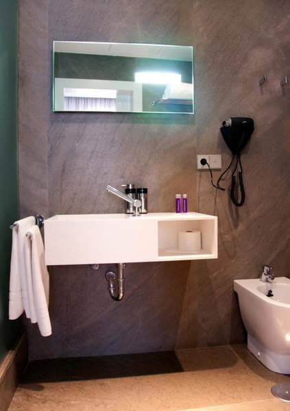 Khu Hotel, Granada, Spain